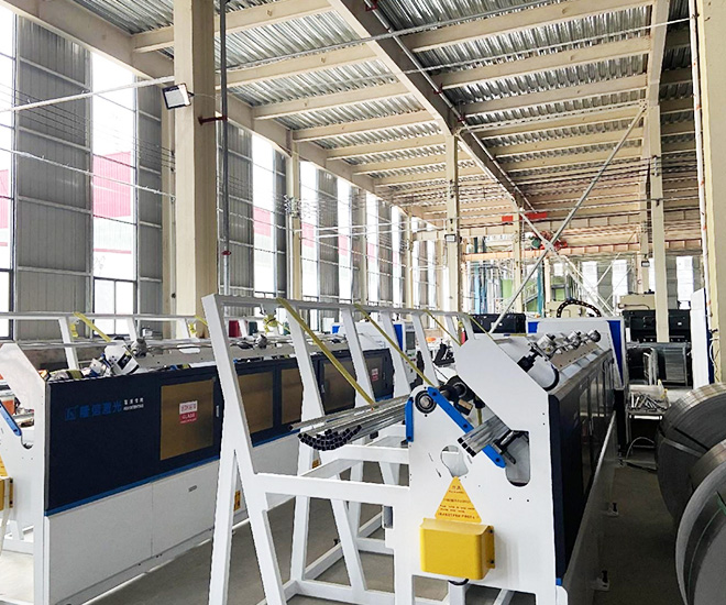 Full auto drilling machine for custom metal cabinet and steel furniture production